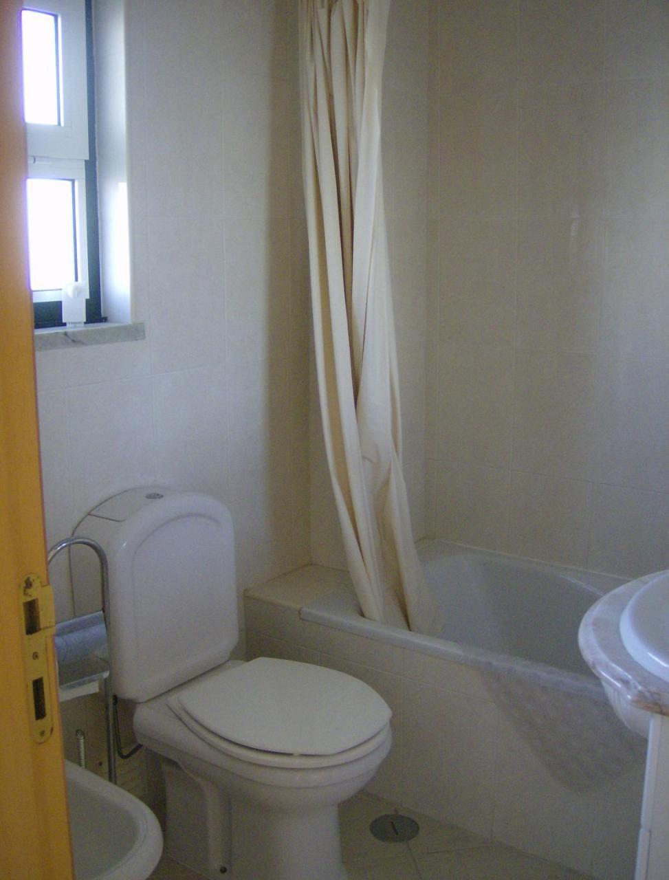 Apartamento Maria Alvor Luaran gambar