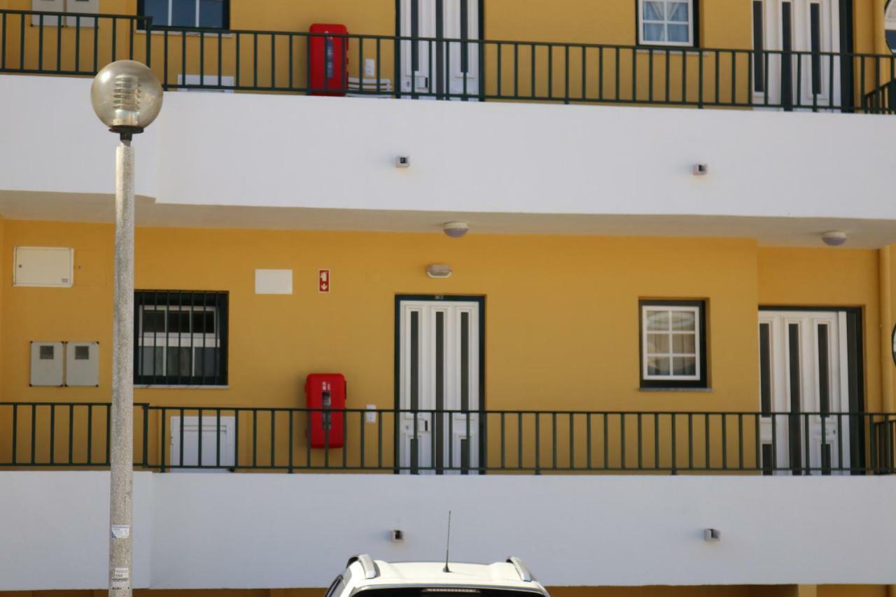 Apartamento Maria Alvor Luaran gambar